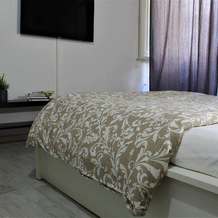 פירנצה Crystal Ship Apartments מראה חיצוני תמונה